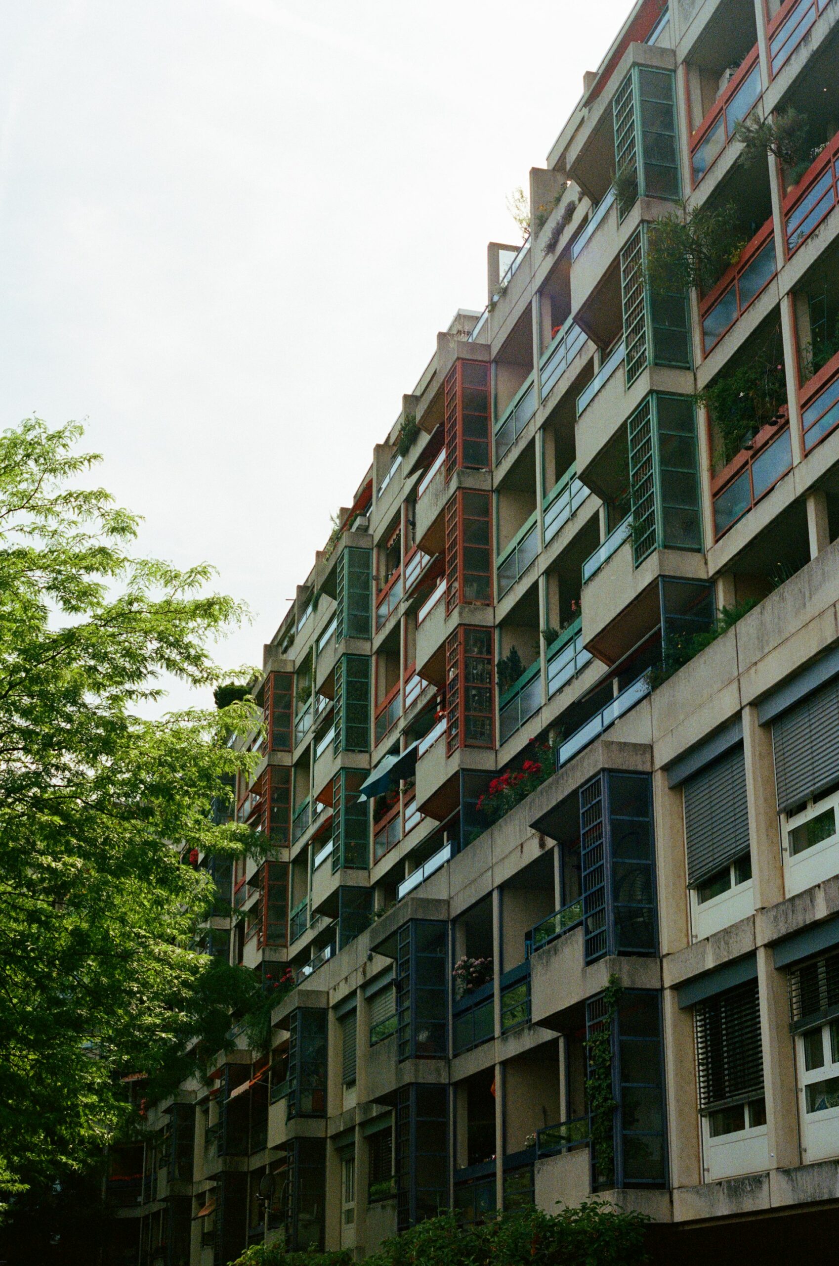 How to Access and Benefit from Modern Energy-Efficient Housing Developments