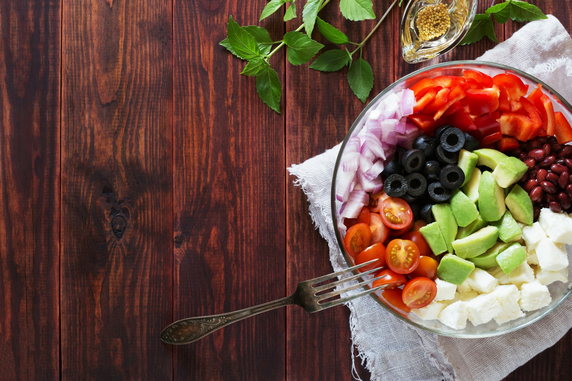 Building a Balanced Diet for Longevity: Science-Based Strategies for Healthy Aging